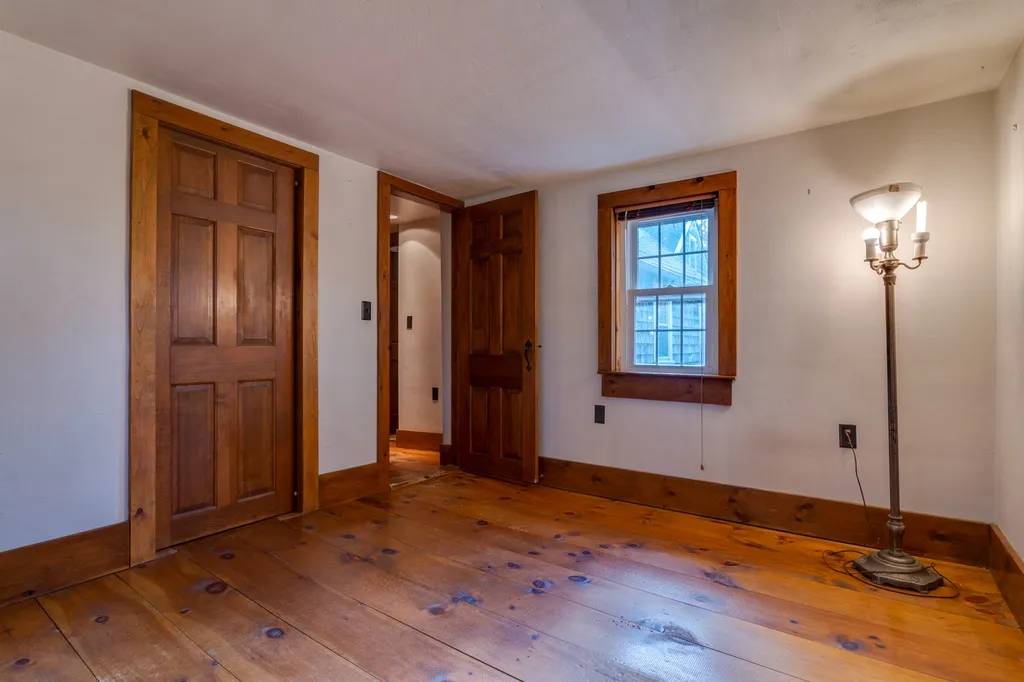 26 Dry Hill Road Rochester NH 03839
