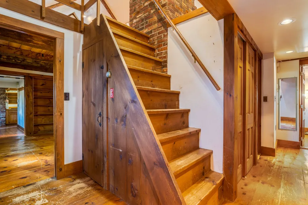 26 Dry Hill Road Rochester NH 03839