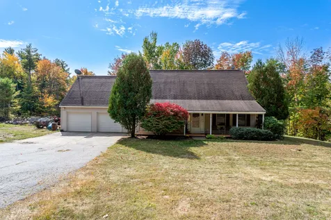180 Griffin Road Deerfield NH 03037
