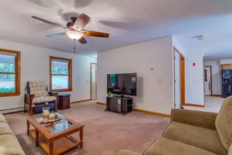 180 Griffin Road Deerfield NH 03037