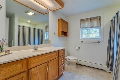 180 Griffin Road Deerfield NH 03037