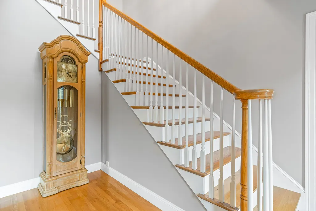10 Arcadia Lane Salem NH 03079