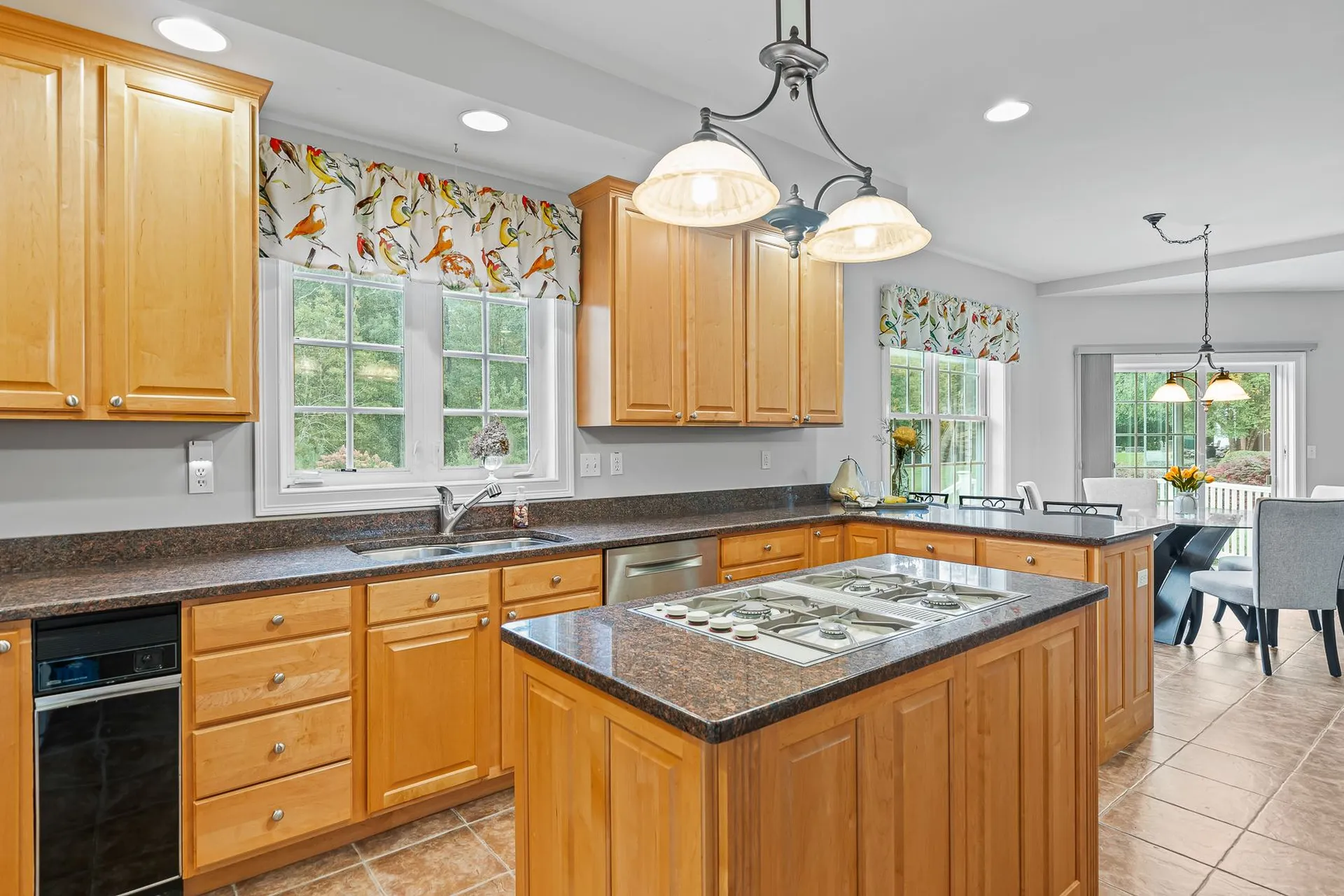 10 Arcadia Lane Salem NH 03079