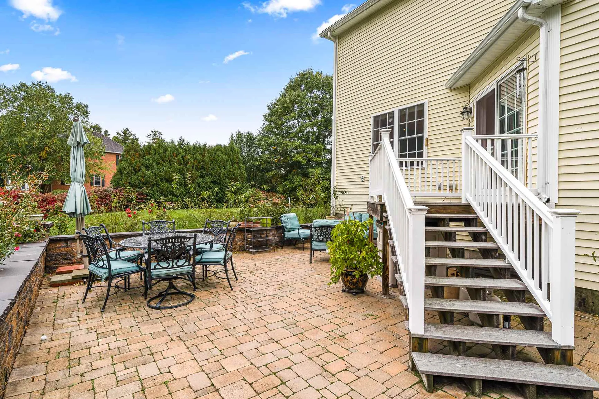 10 Arcadia Lane Salem NH 03079