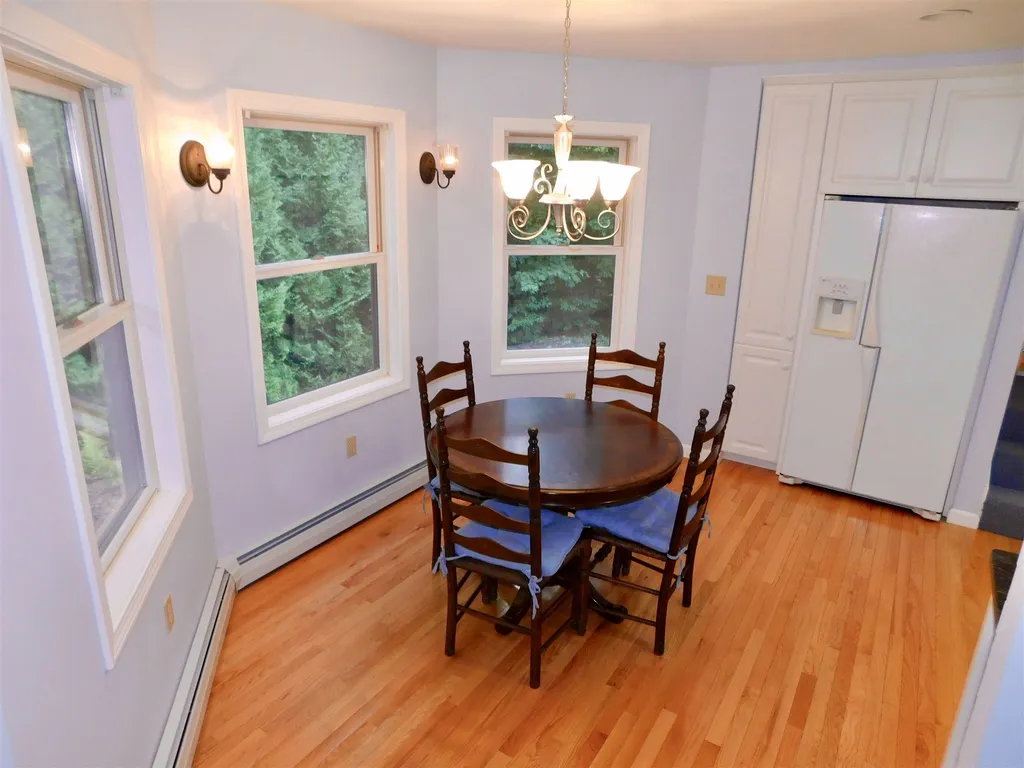 14 Sunset Walk Enfield NH 03748