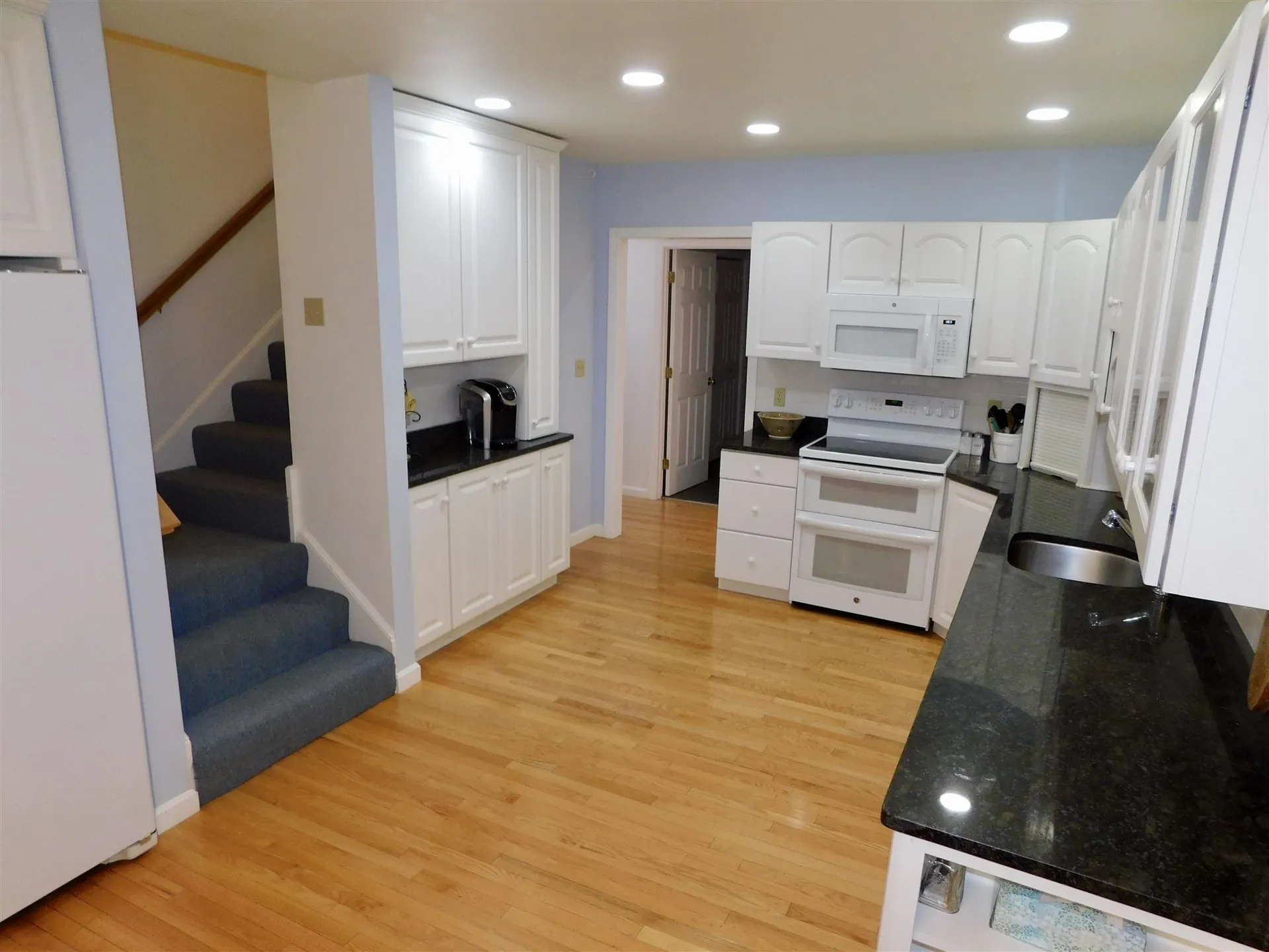 14 Sunset Walk Enfield NH 03748