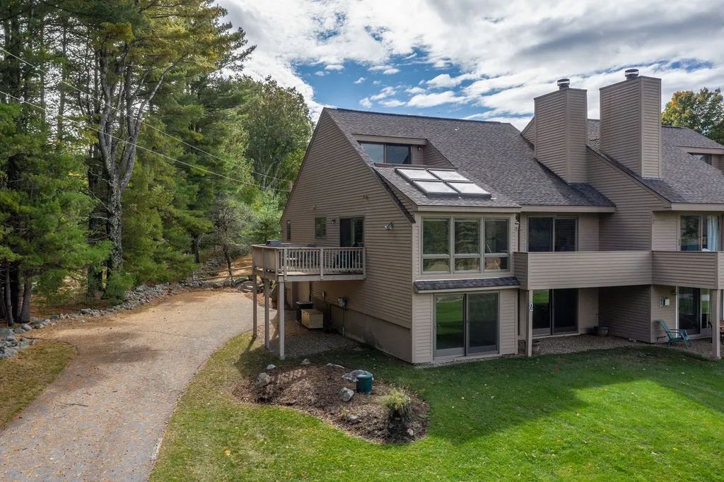 16 London Hill Road Moultonborough NH 03254