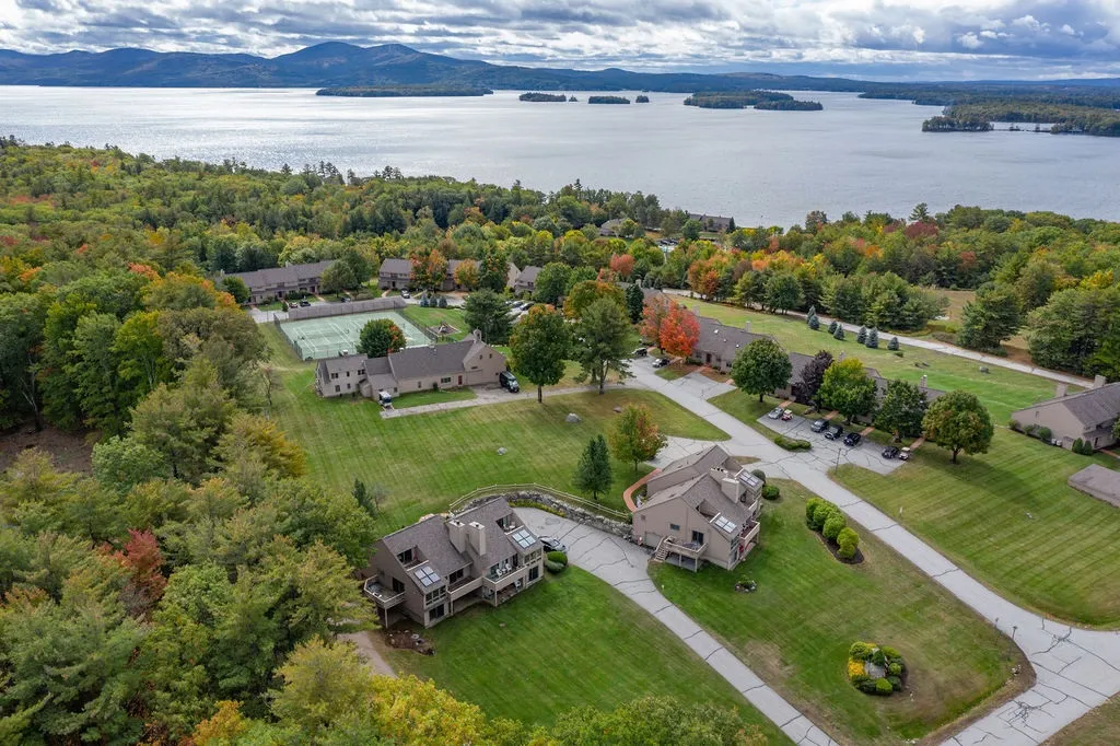 16 London Hill Road Moultonborough NH 03254