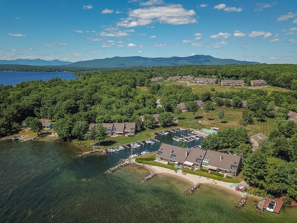 16 London Hill Road Moultonborough NH 03254