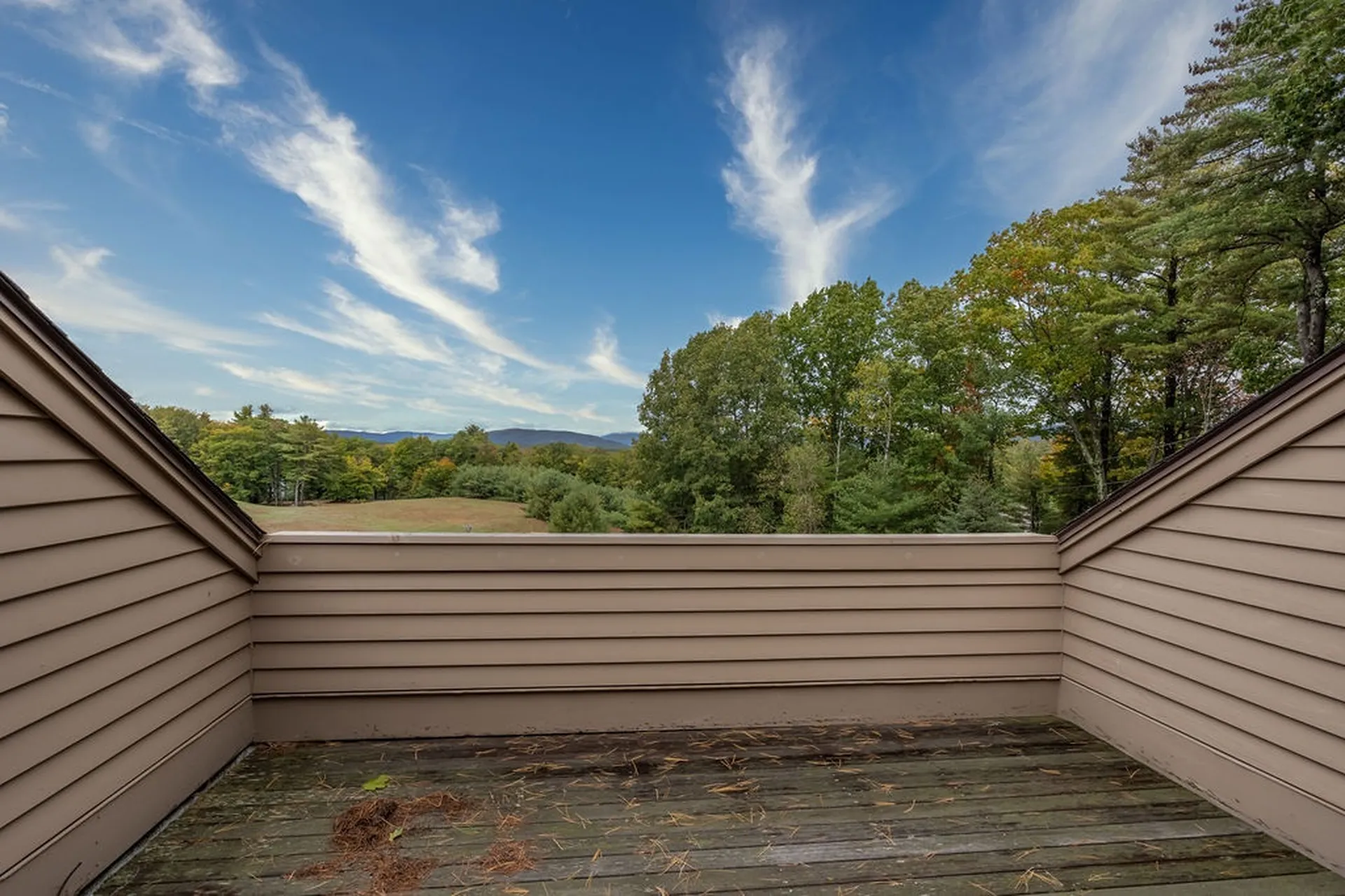 16 London Hill Road Moultonborough NH 03254