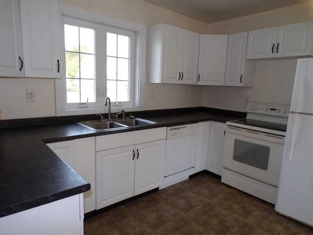 23 Ellis Court Keene NH 03431