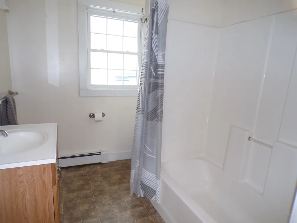 23 Ellis Court Keene NH 03431