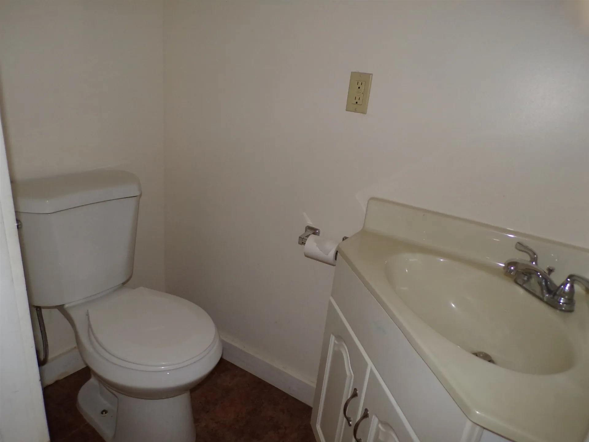 23 Ellis Court Keene NH 03431