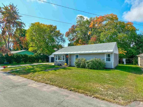 92 Gray Street Manchester NH 03103