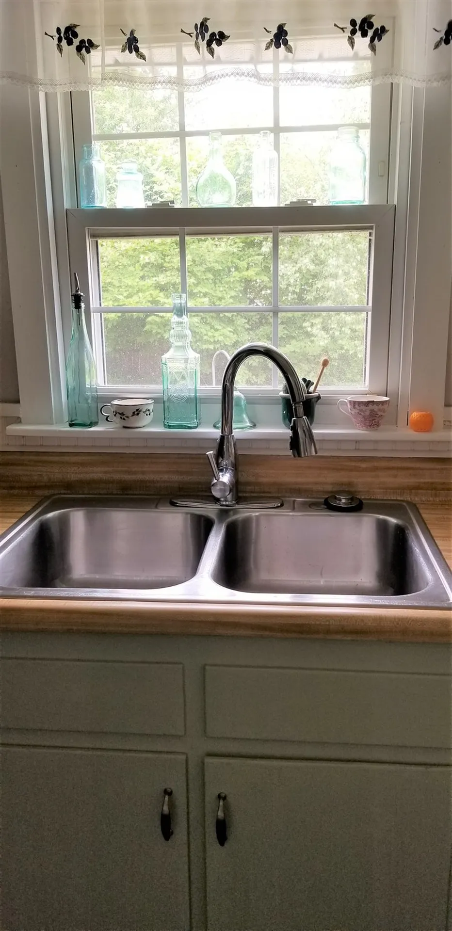 15 Mohawk Street Hinsdale NH 03451