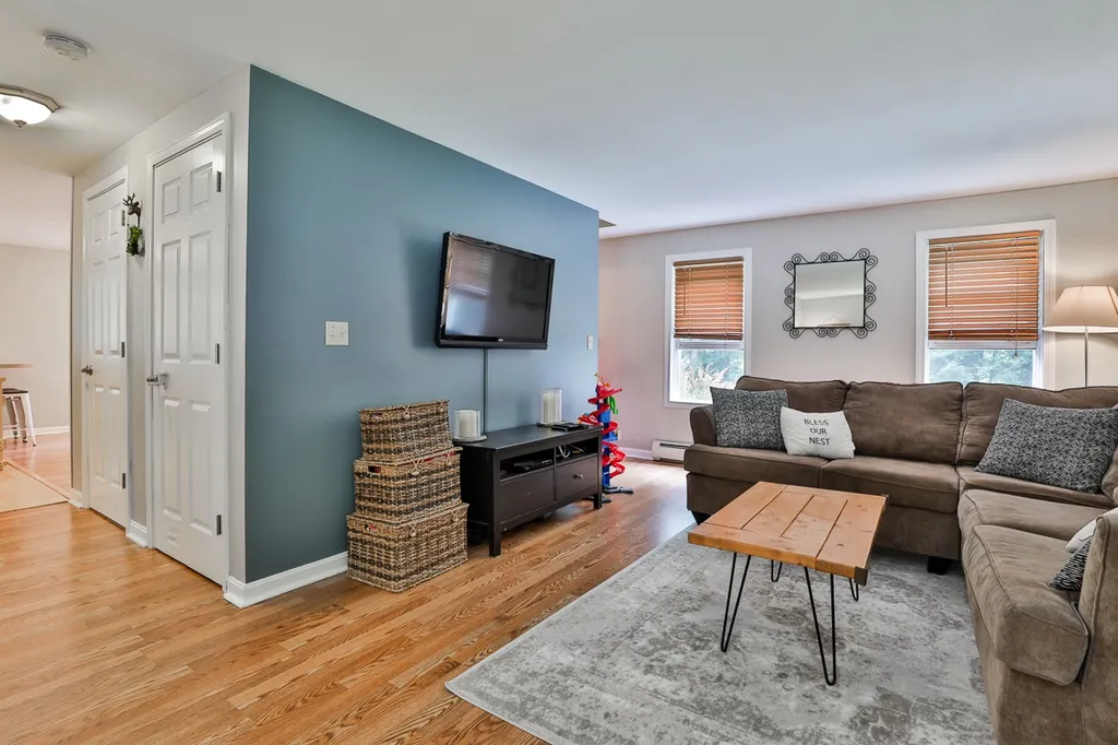 235 Whittier Drive Fremont NH 03044