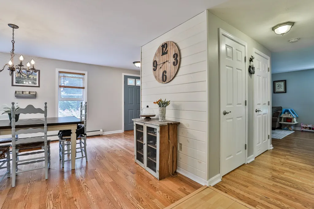 235 Whittier Drive Fremont NH 03044