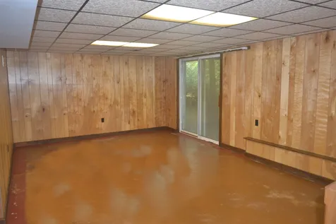 13 Winding Pond Road Londonderry NH 03053