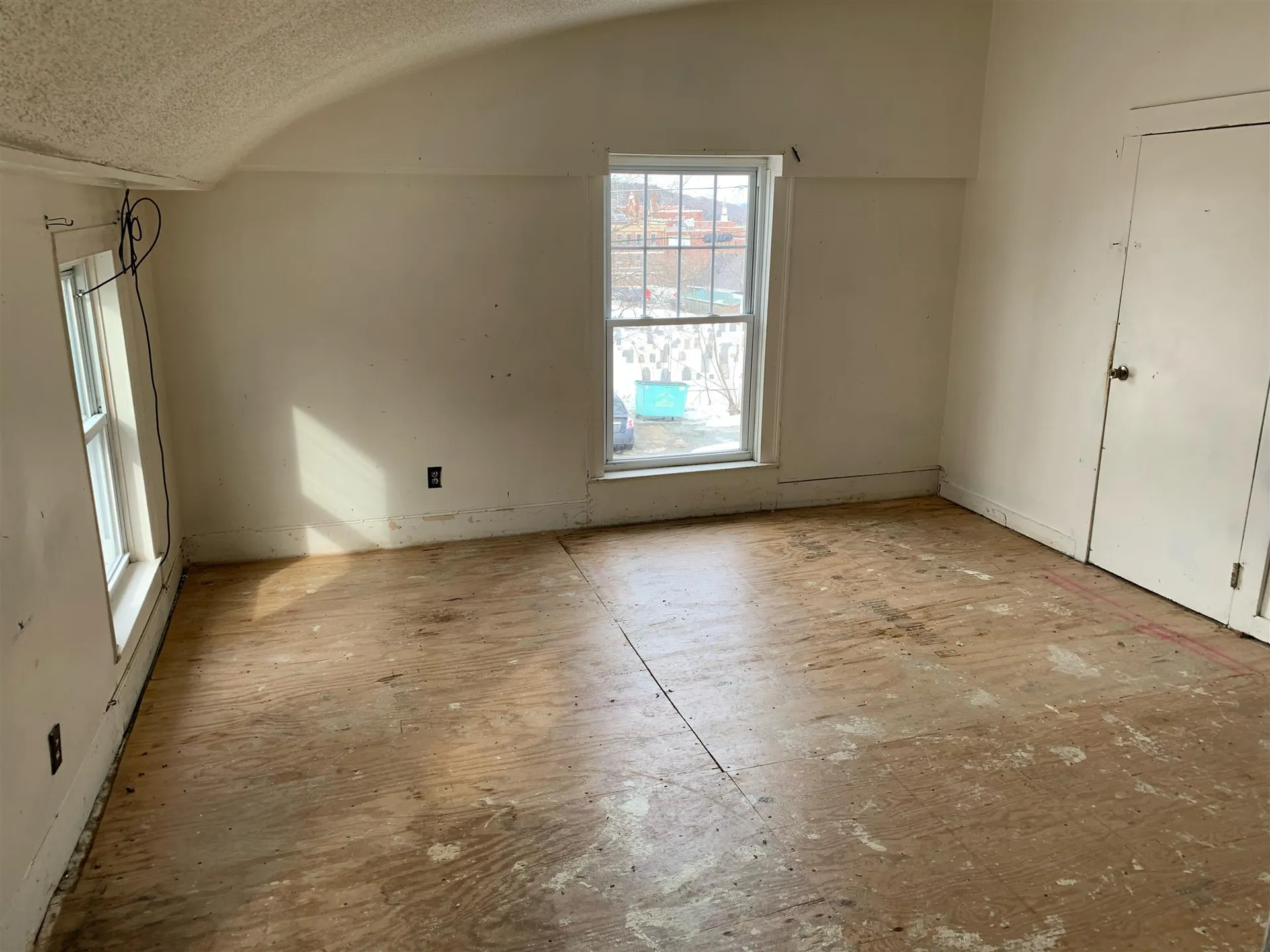 28 High Street Claremont NH 03743