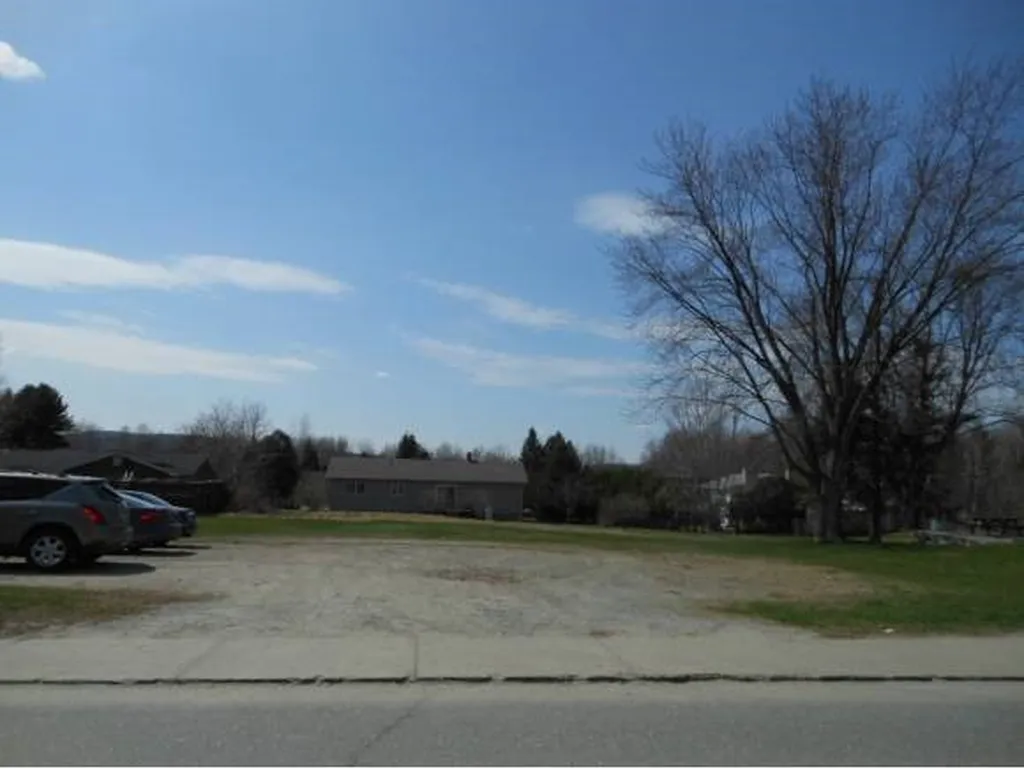 449 Sias Avenue Newport City VT 05855