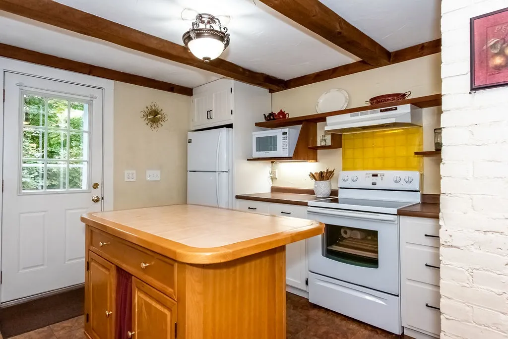 739 Province Road Strafford NH 03884