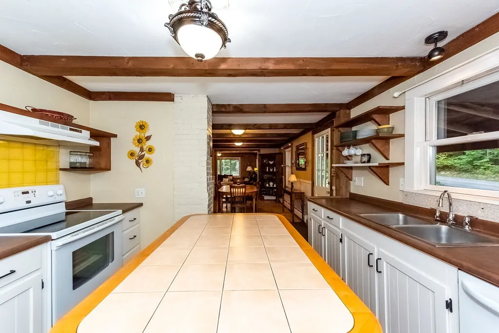 739 Province Road Strafford NH 03884