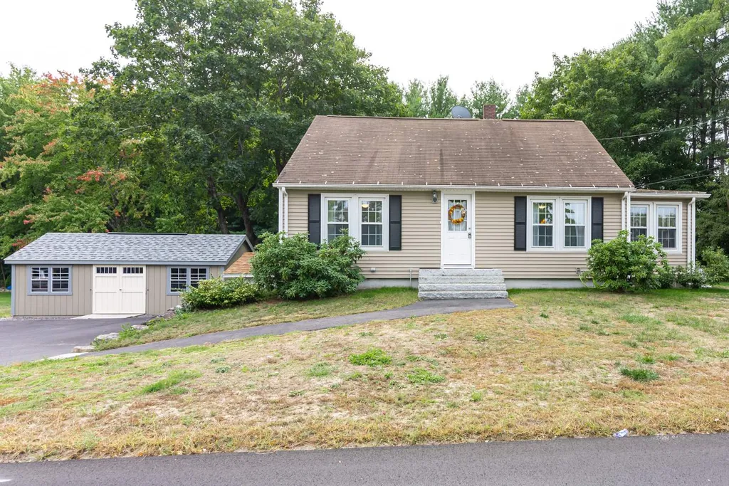 7 Burns Hill Road Hudson NH 03051