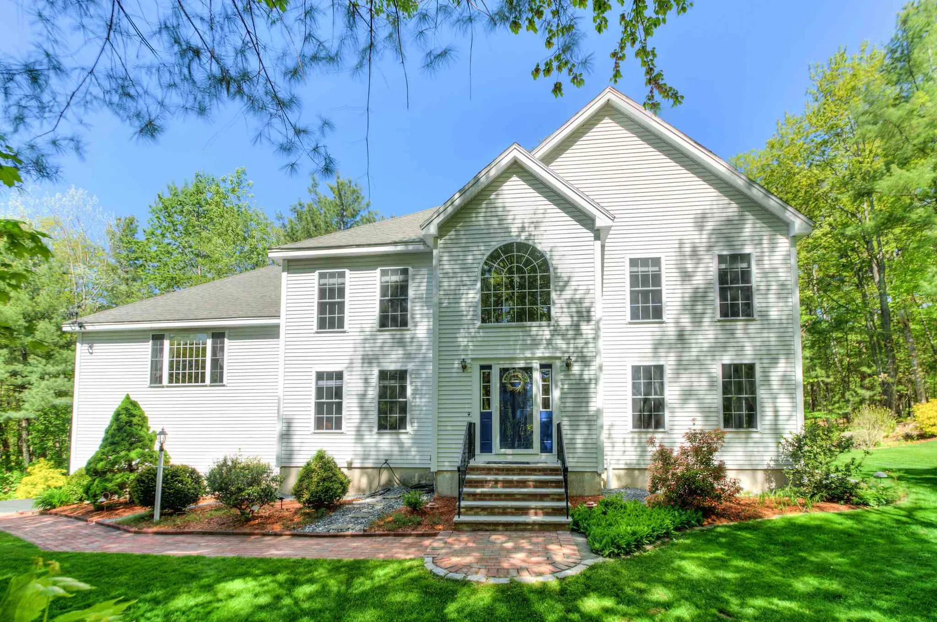 9 Osgood Street Windham NH 03087