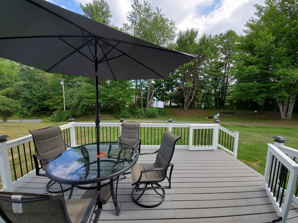 11 Lacroix Lane Enfield NH 03748