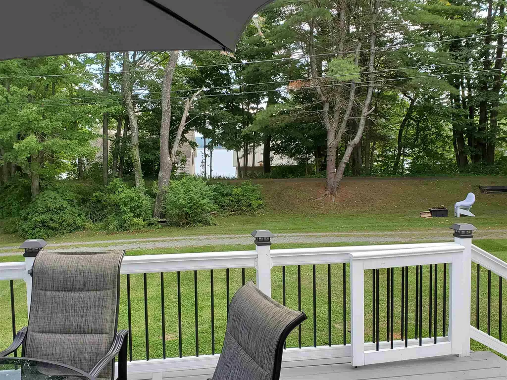 11 Lacroix Lane Enfield NH 03748