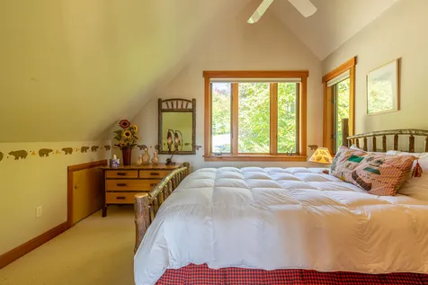 173 Moonshadow Drive Ludlow VT 05149