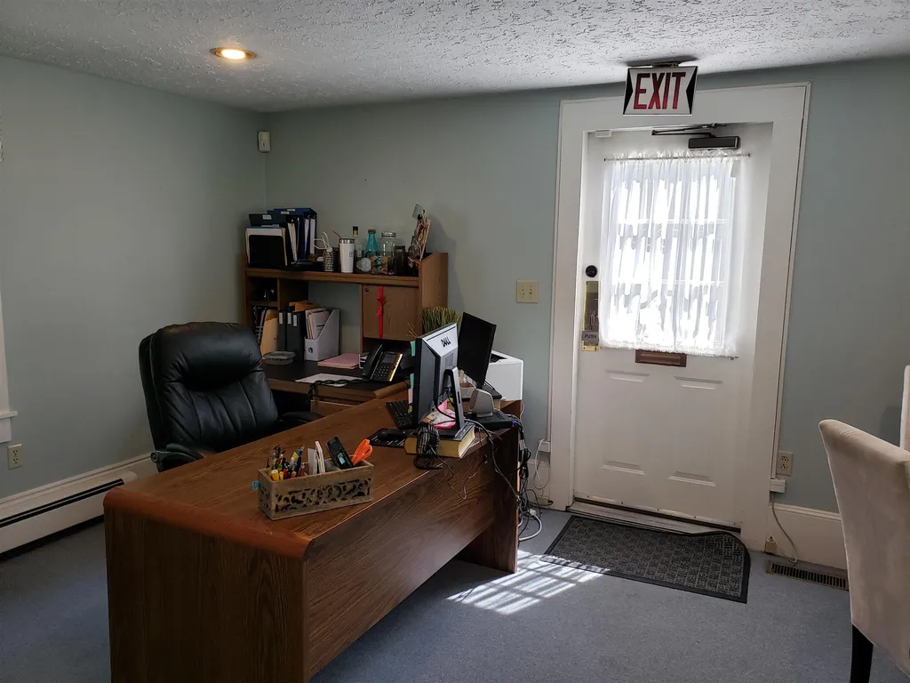 255 Daniel Webster Highway Merrimack NH 03054