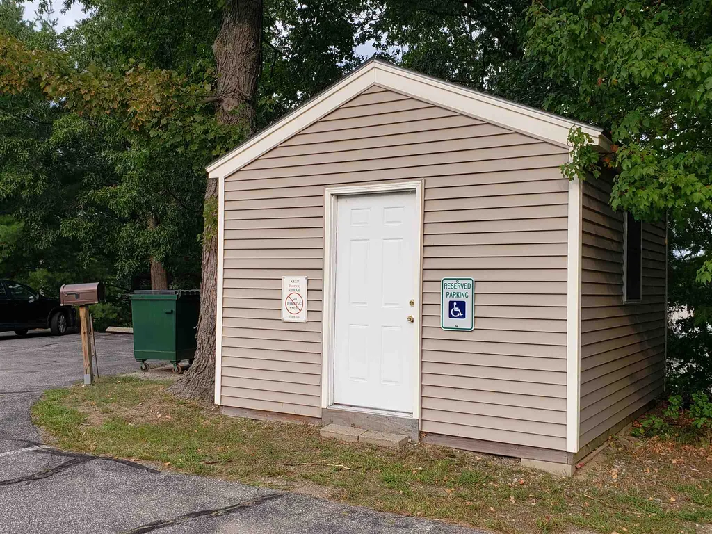 255 Daniel Webster Highway Merrimack NH 03054