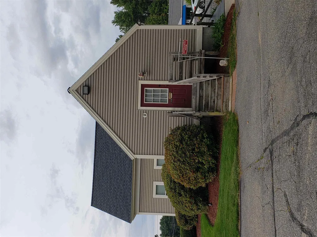 255 Daniel Webster Highway Merrimack NH 03054