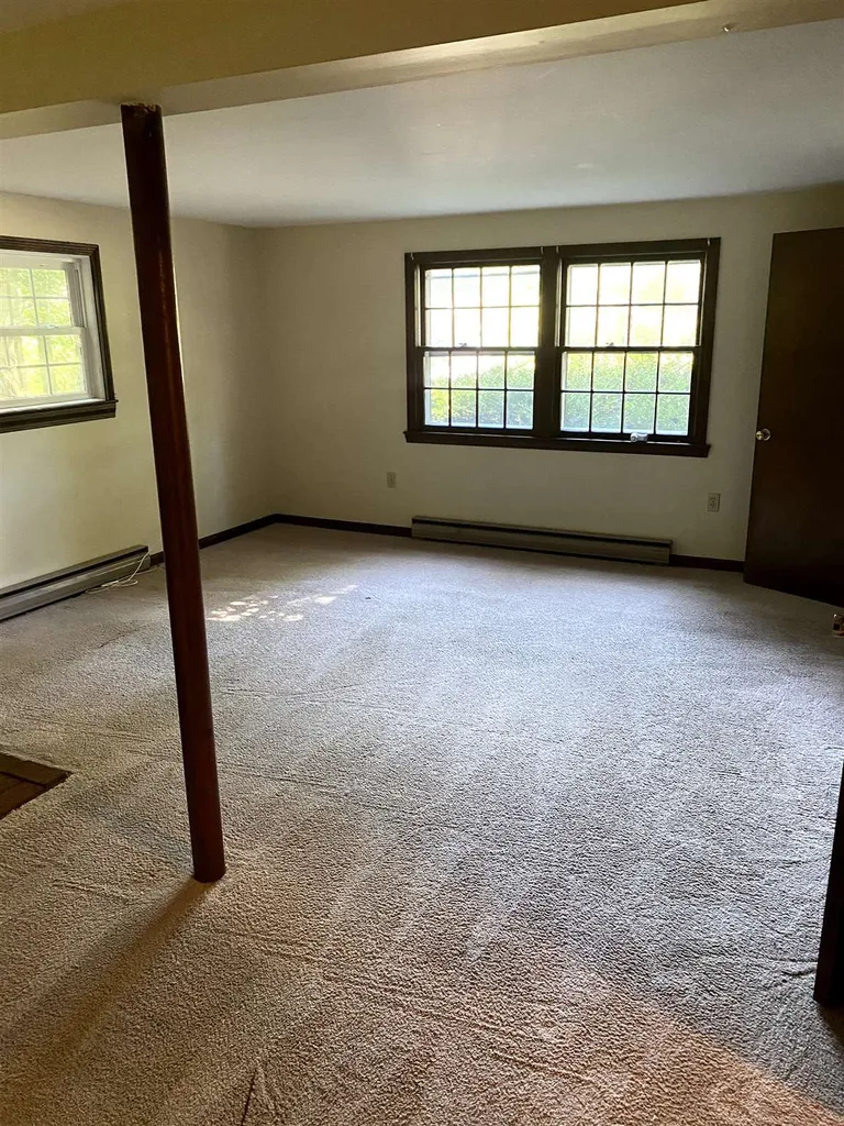 21 Constance Street Merrimack NH 03054