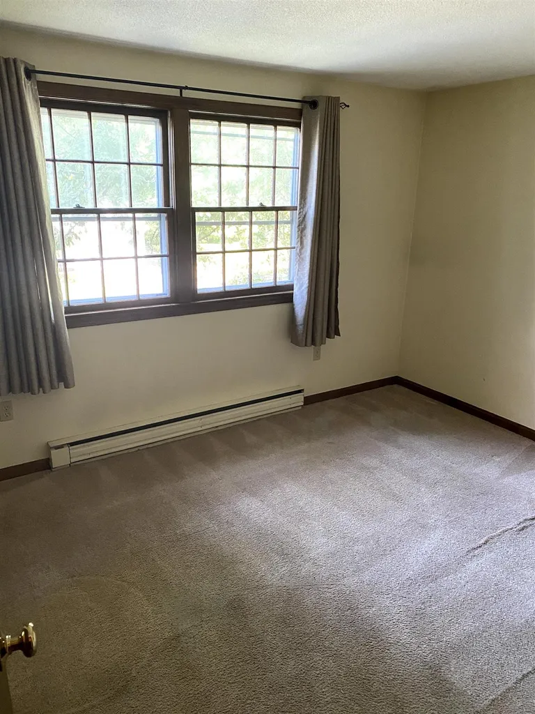 21 Constance Street Merrimack NH 03054