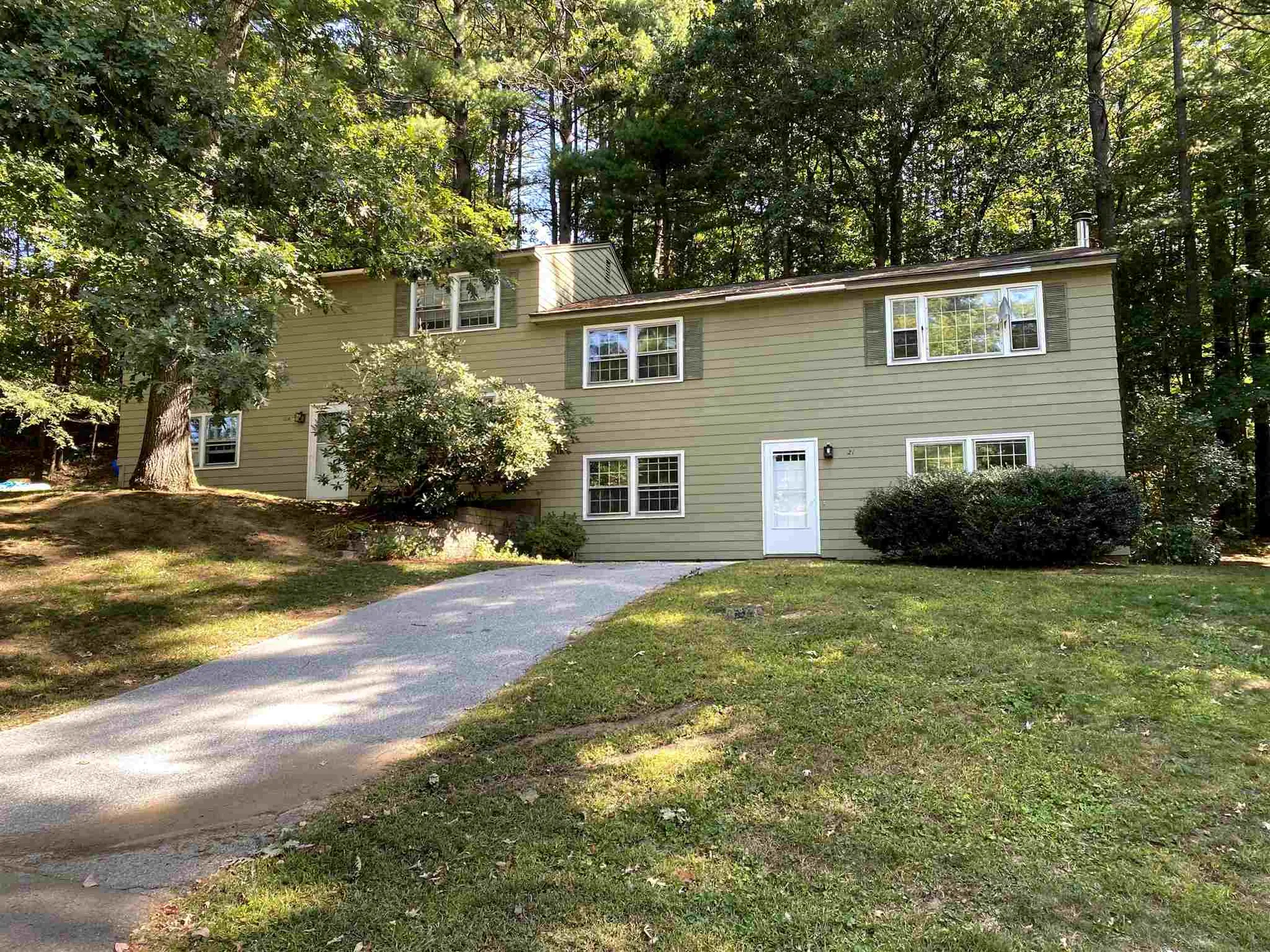 21 Constance Street Merrimack NH 03054