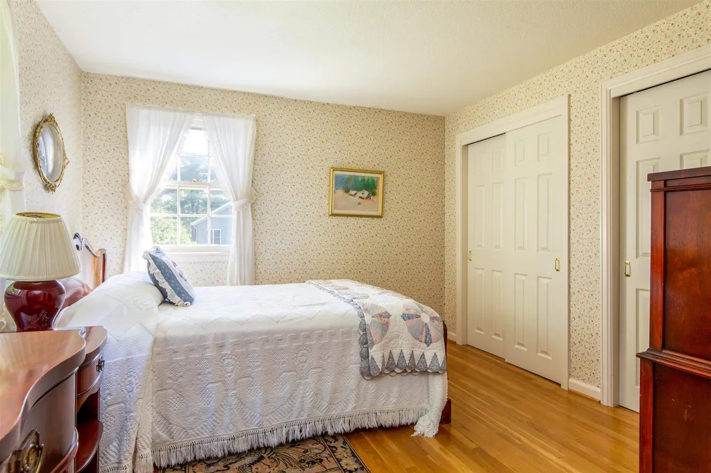 190 Woodbine Road Shelburne VT 05482