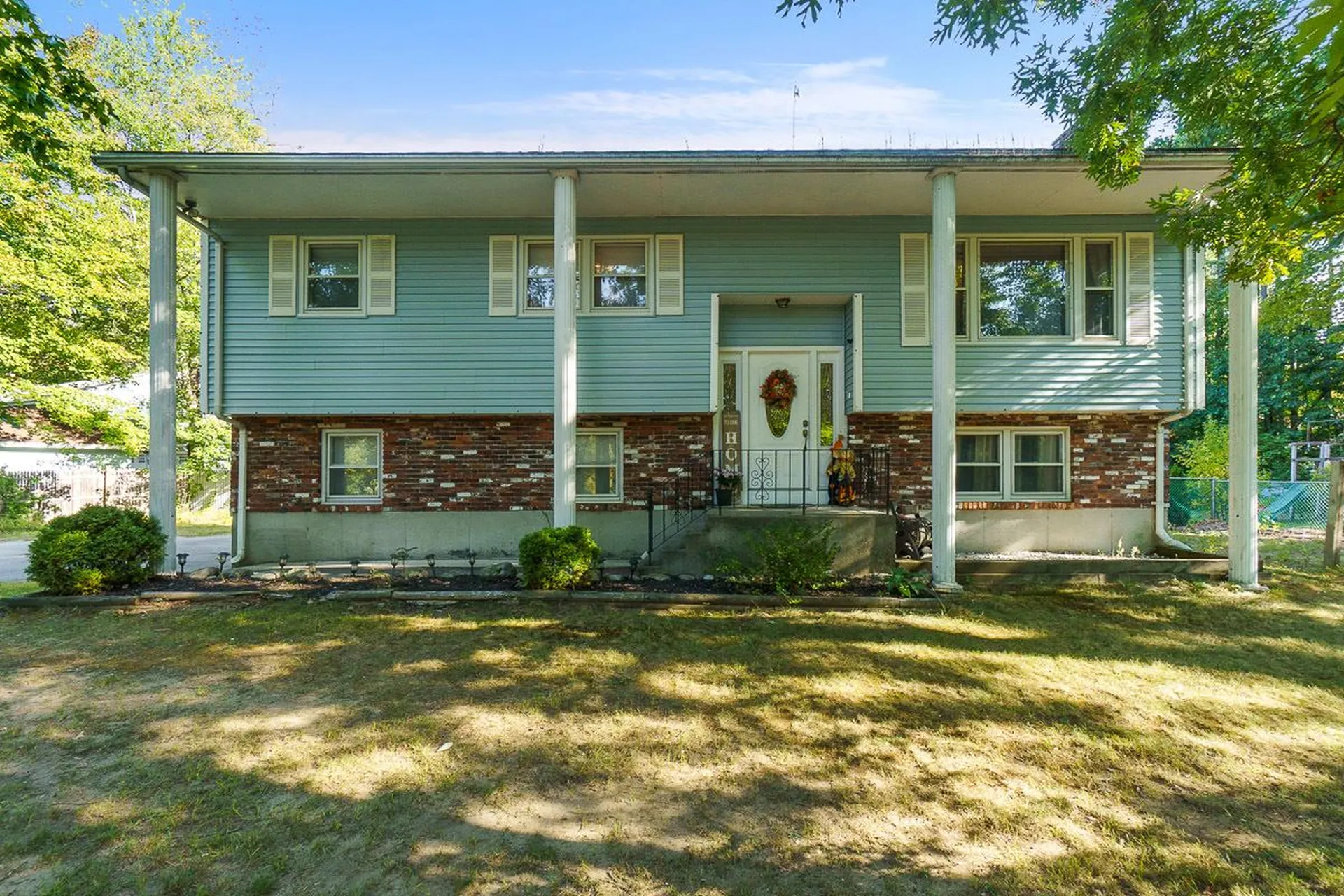 159 Litchfield Road Londonderry NH 03053