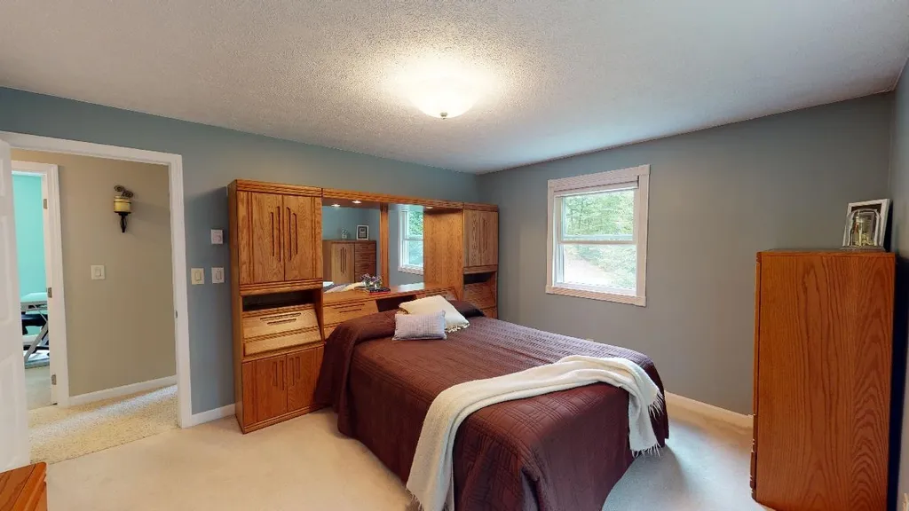 151 Deerhaven Road Weare NH 03281