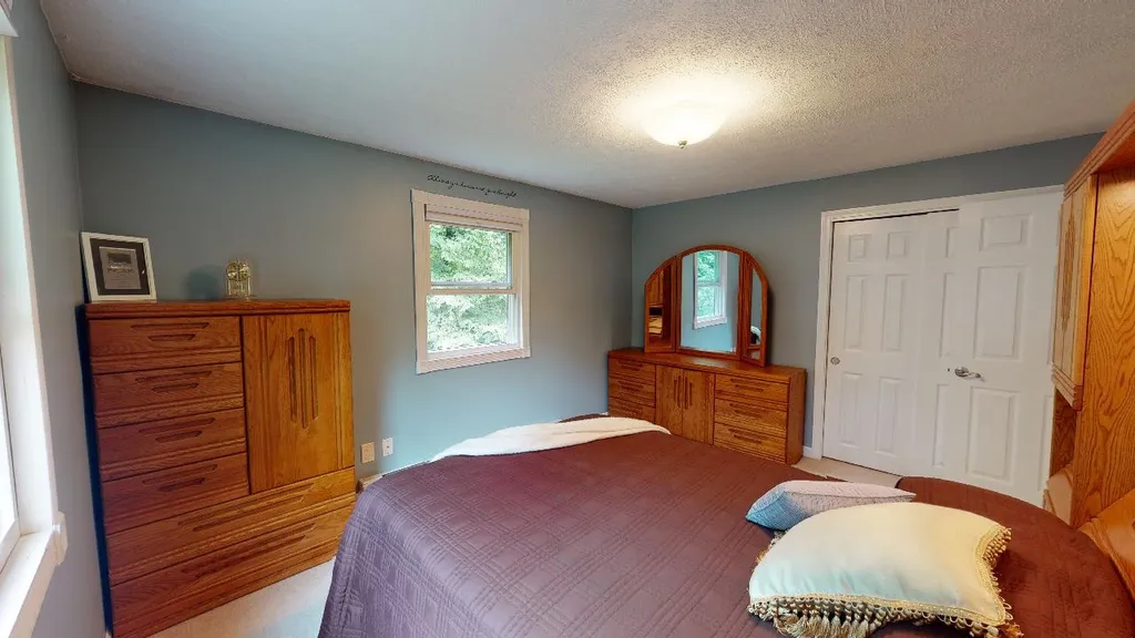151 Deerhaven Road Weare NH 03281