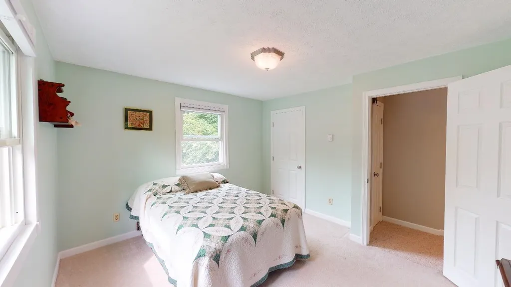 151 Deerhaven Road Weare NH 03281