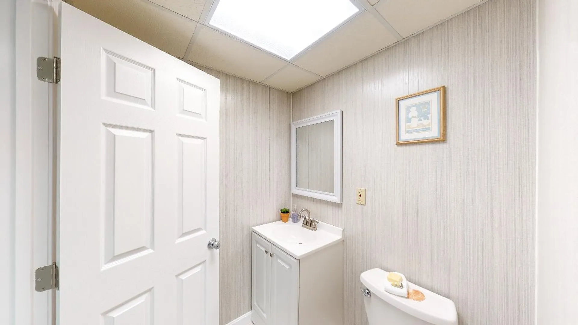 151 Deerhaven Road Weare NH 03281