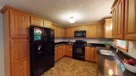 151 Deerhaven Road Weare NH 03281