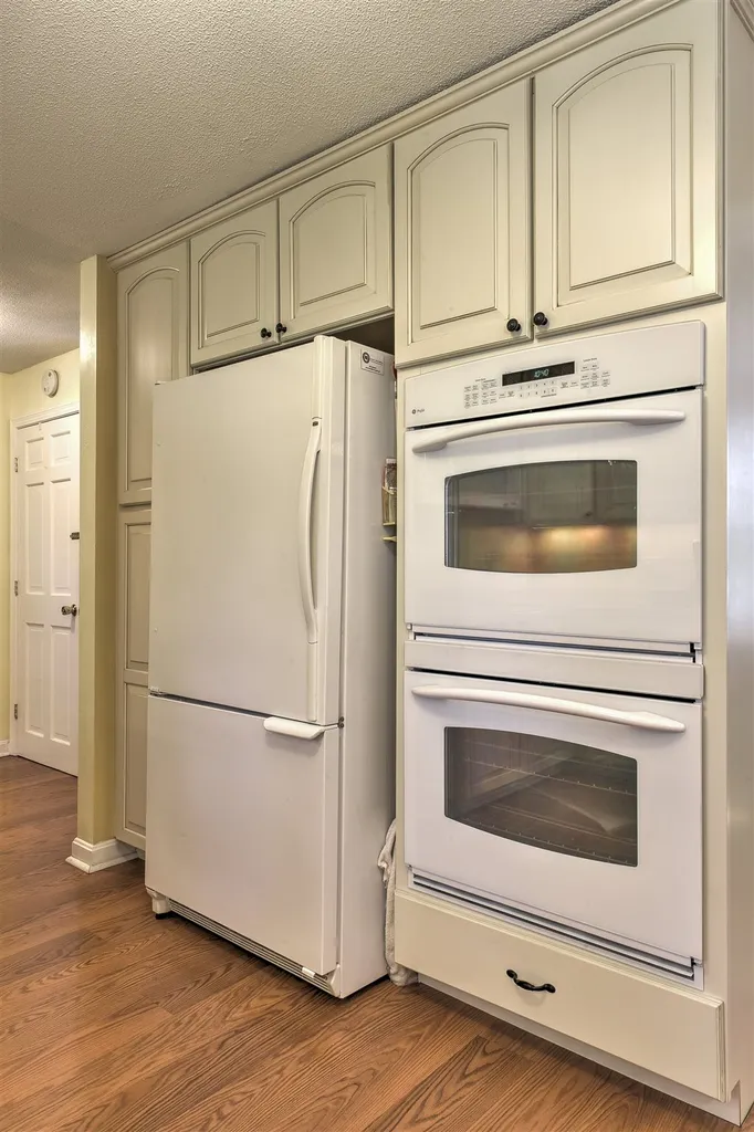 12 Spruce Circle Swanzey NH 03446