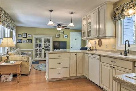 12 Spruce Circle Swanzey NH 03446