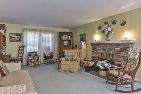 12 Spruce Circle Swanzey NH 03446
