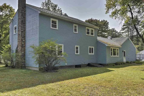 12 Spruce Circle Swanzey NH 03446