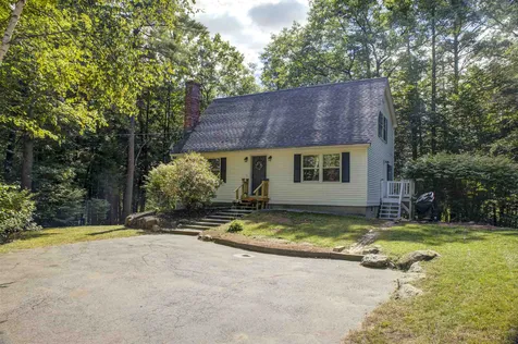 34 Baldwin Avenue New Hampton NH 03256