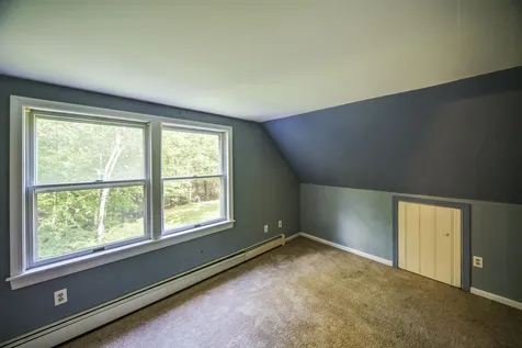 34 Baldwin Avenue New Hampton NH 03256